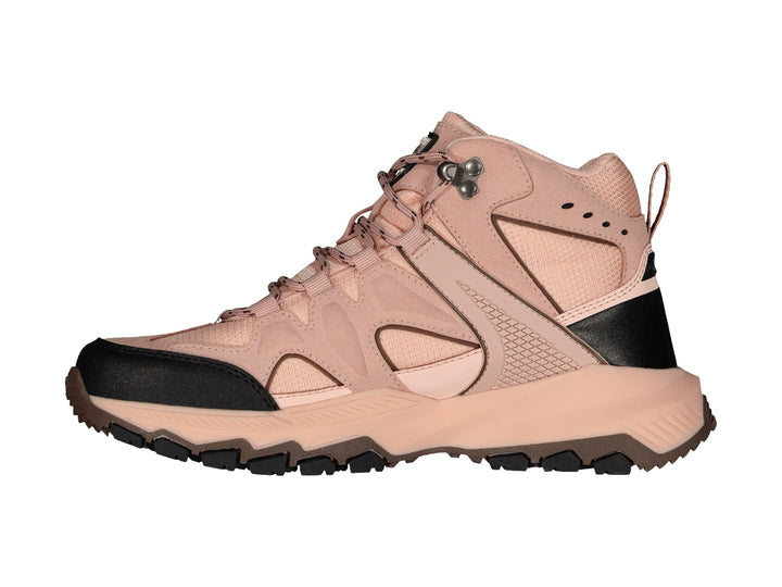 Botín deportivo Charly en color beige con detalles negros y suela robusta para senderismo.