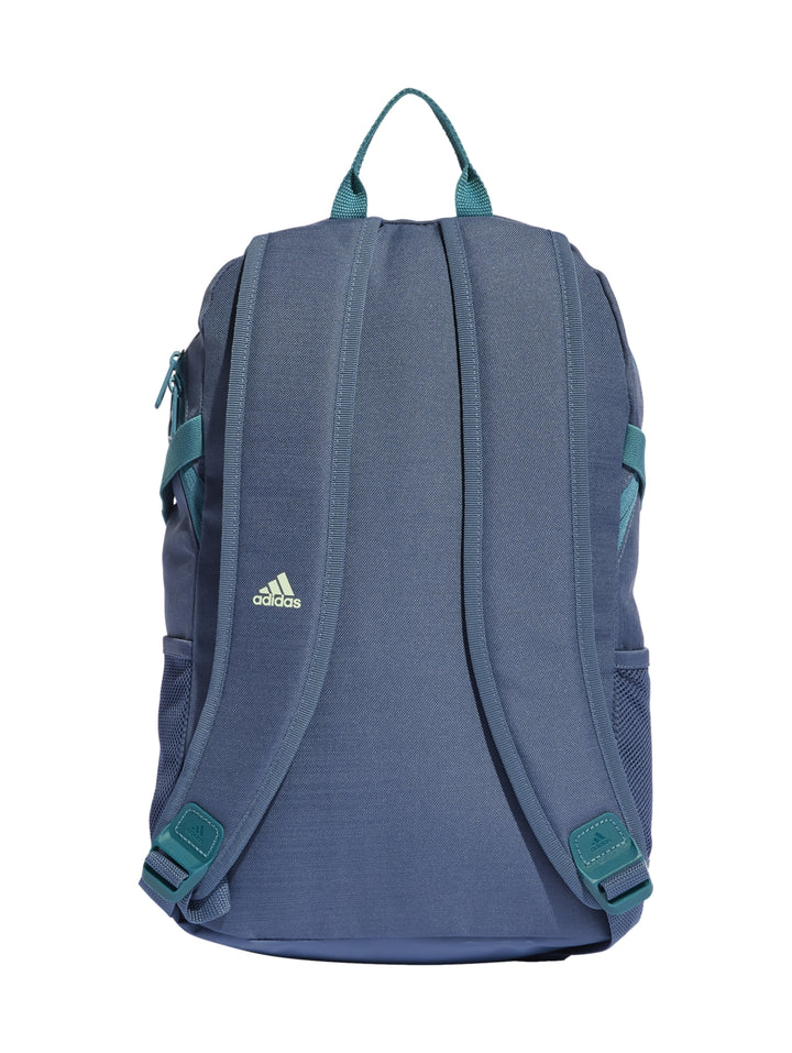 Mochila Adidas color azul con tres franjas blancas verticales y logotipo frontal blanco.