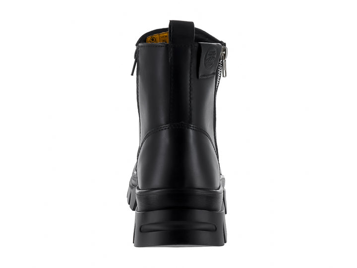 Bota negra de la marca Jeep con cierre lateral plateado y suela gruesa dentada.