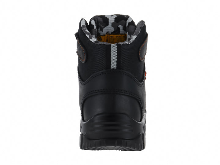 Botín negro de marca Jeep con detalles y cordones en color naranja y suela robusta.