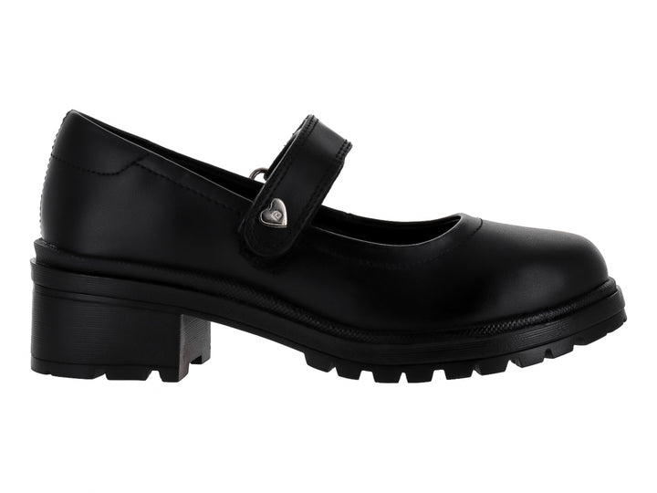 Zapato negro estilo Mary Jane con suela de plataforma y hebilla en forma de corazón.