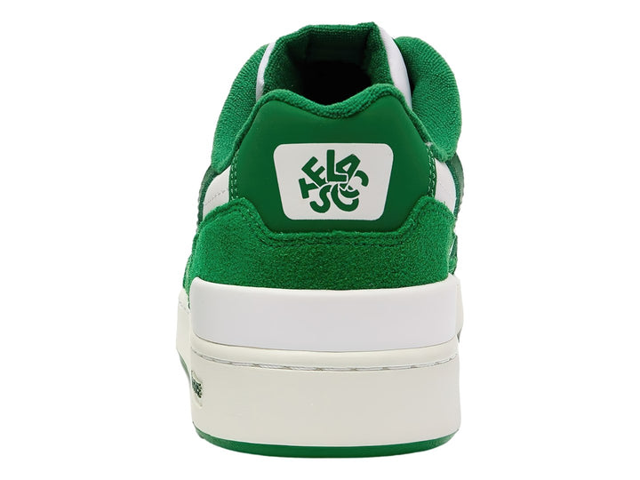 Tenis Lacoste T-Clip en colores blanco y verde con suela blanca y logotipo del cocodrilo lateral.