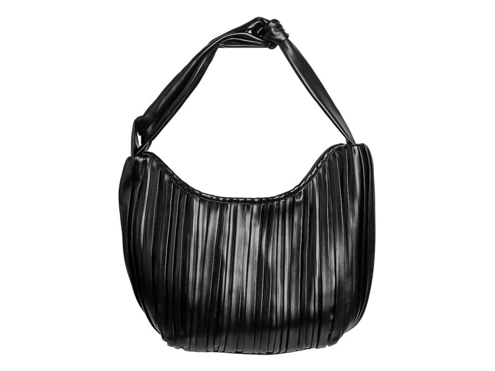 Bolso hobo negro con textura plisada y asa con detalle de nudo.