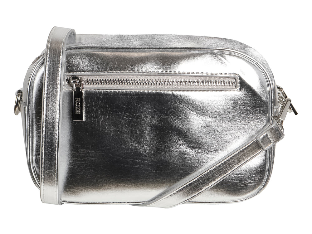Bolso plateado metálico de marca ROZE con un diseño de estrella brillante en el frente.