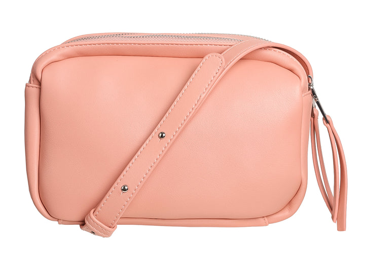 Bolso pequeño de color rosa con cierre de cremallera y logotipo ROZE en relieve.