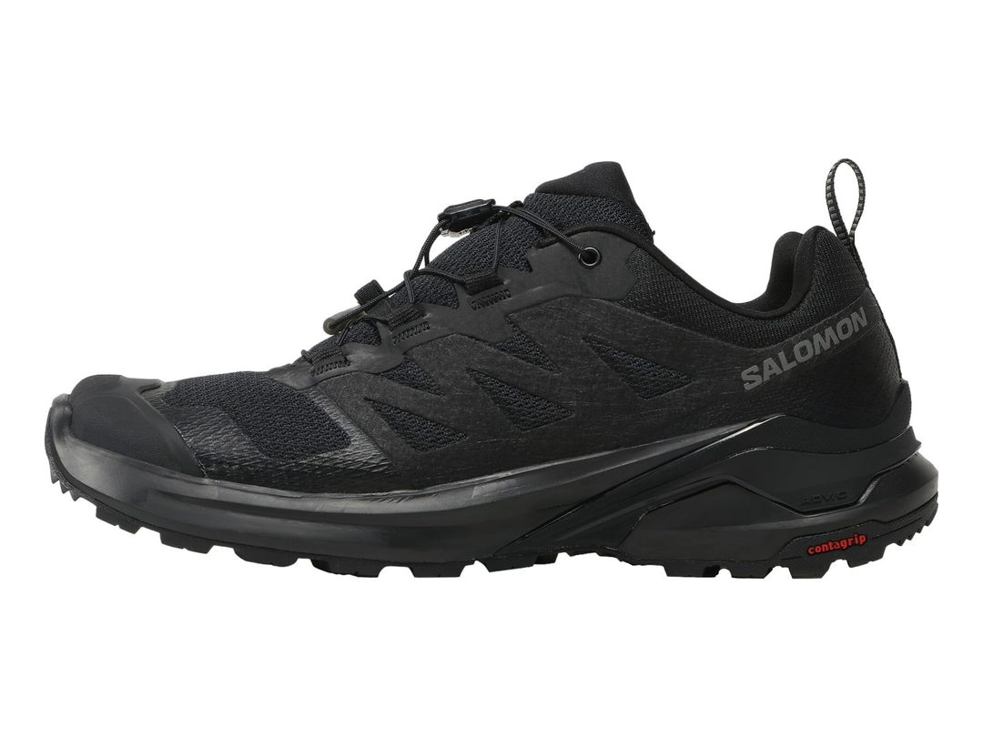 Zapato deportivo Salomon X-Adventure color negro con suela de agarre y tejido transpirable.