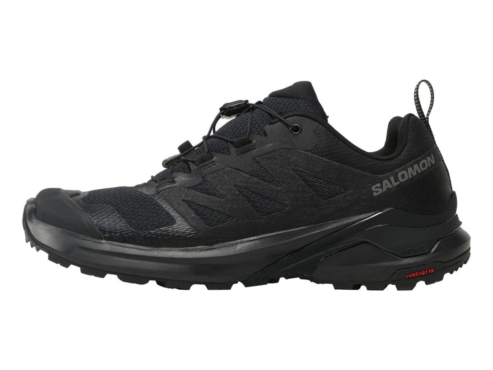 Zapato deportivo Salomon X-Adventure color negro con suela de agarre y tejido transpirable.