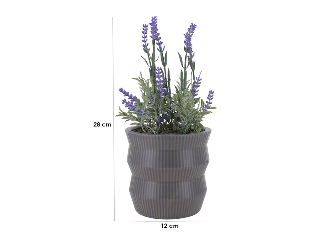 Planta artificial de lavanda morada en maceta decorativa de dolomita color gris con textura acanalada.