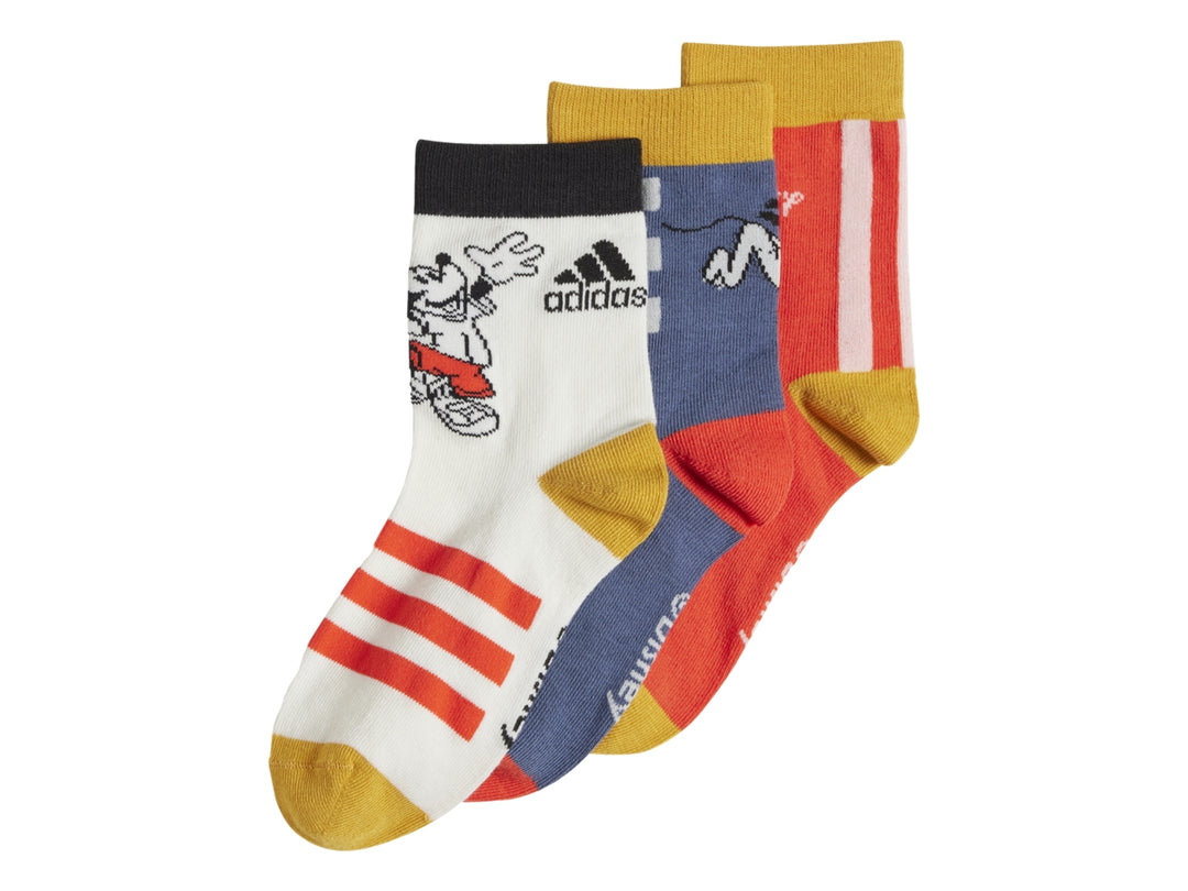 Set de tres pares de calcetines Adidas para niños en colores blanco, azul y rojo con detalles de Mickey Mouse.