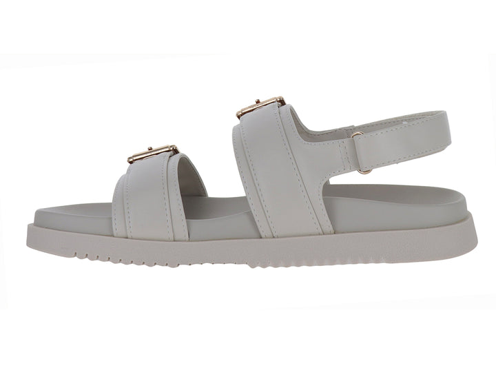 Sandalias Madden Girl Sprint color bone con plataforma y hebillas doradas.