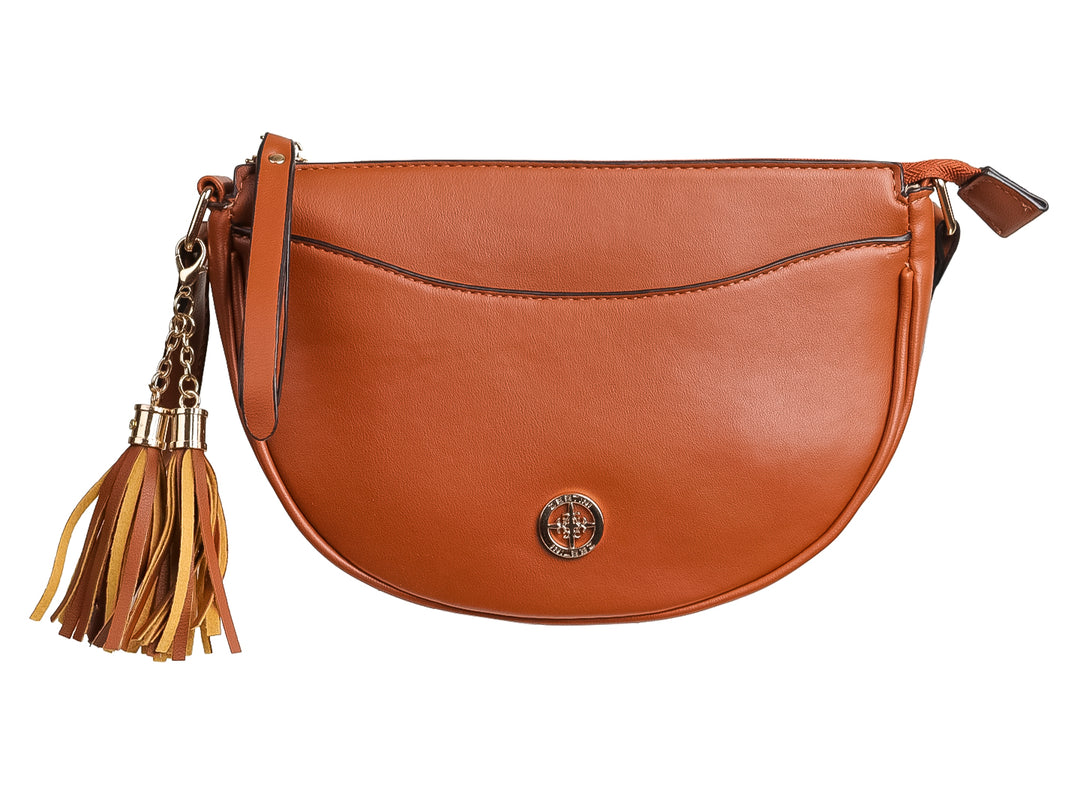 Bolsa de hombro Felianna en color marrón con diseño semicircular, detalle de borla lateral y herrajes dorados.