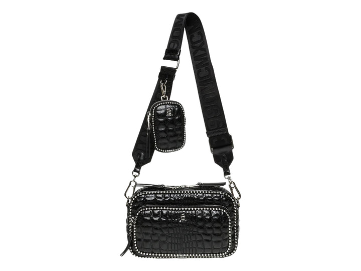Bolso de hombro Steve Madden color negro con textura de cocodrilo, detalles plateados y correa ancha ajustable.