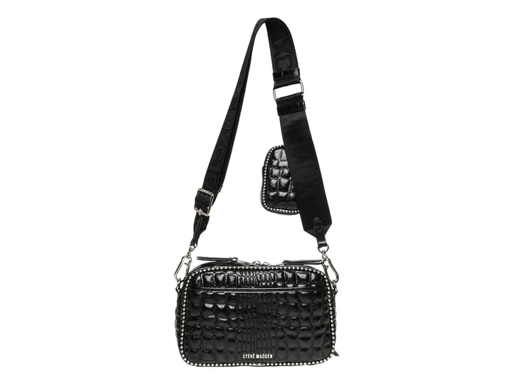 Bolso de hombro Steve Madden color negro con textura de cocodrilo, detalles plateados y correa ancha ajustable.
