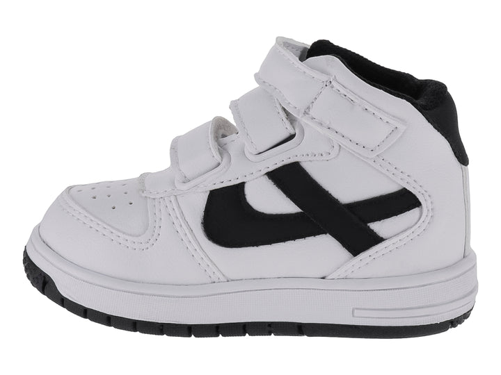 Tenis infantiles color blanco con detalles en negro y cierres de velcro.