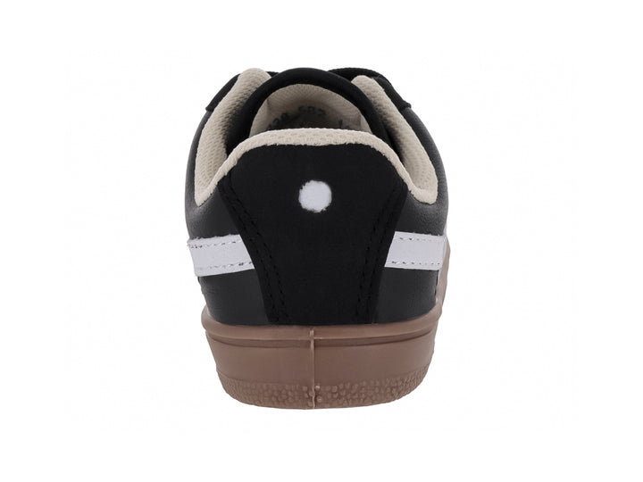 Tenis infantiles Panam color negro con franja blanca y suela color café.