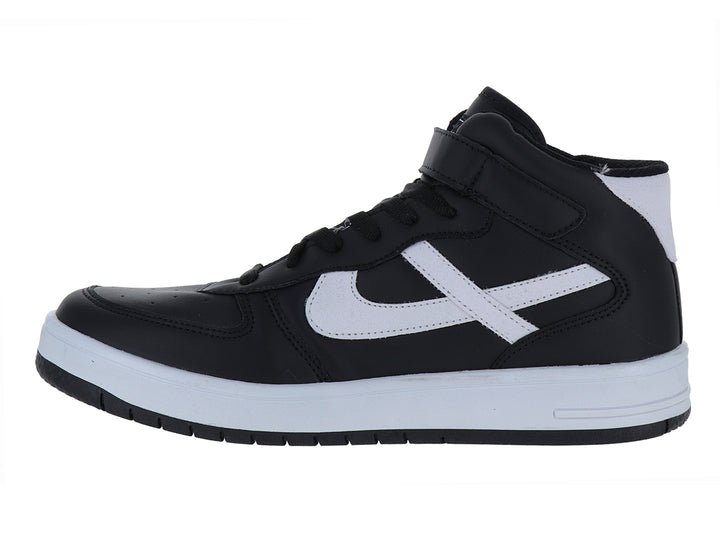 Tenis Panam de corte medio en color negro con detalles y suela blanca, incluye correa ajustable en el tobillo.