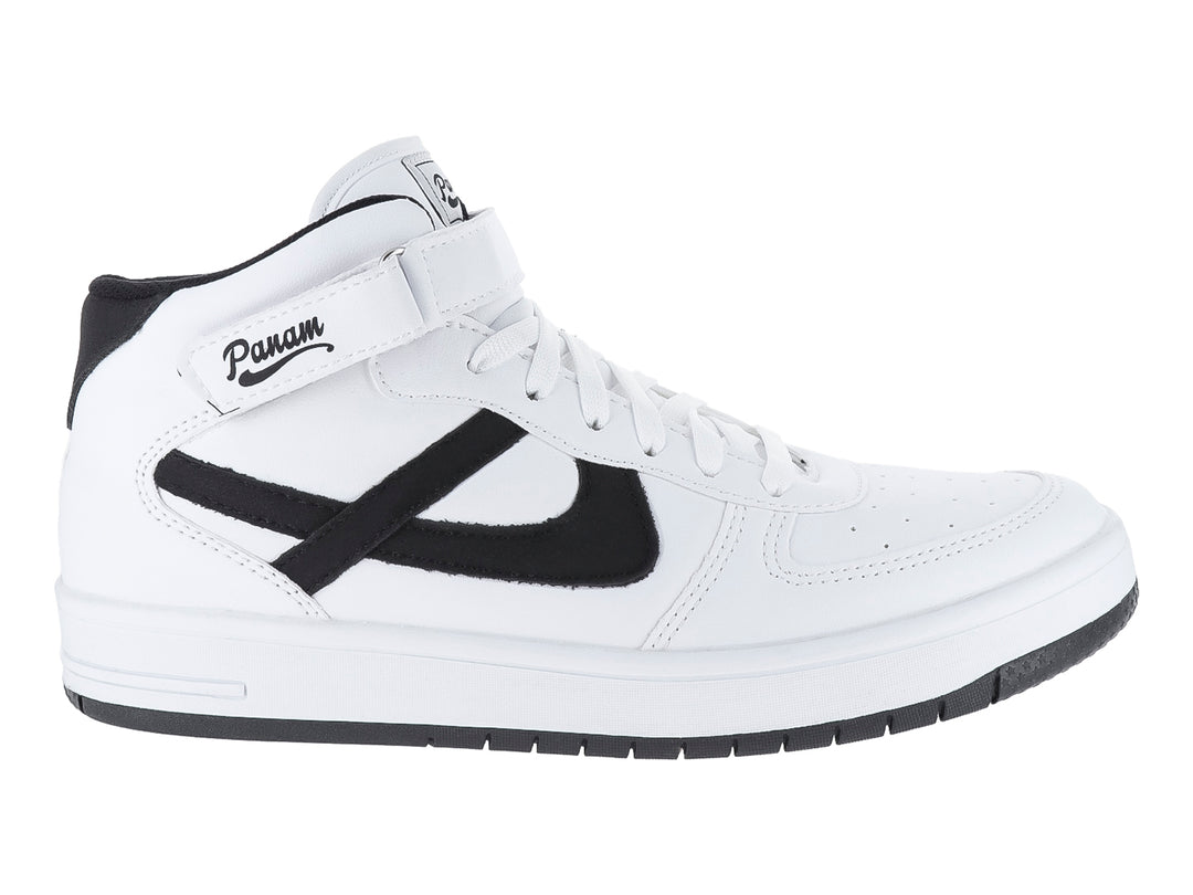 Tenis Panam de bota color blanco con detalles y suela en color negro.