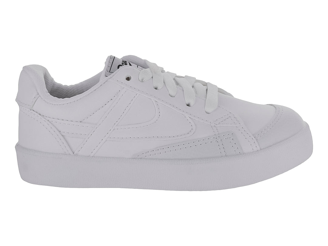 Tenis deportivos color blanco para niño o niña, con agujetas y suela blanca.