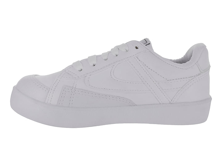Tenis deportivos color blanco para niño o niña, con agujetas y suela blanca.