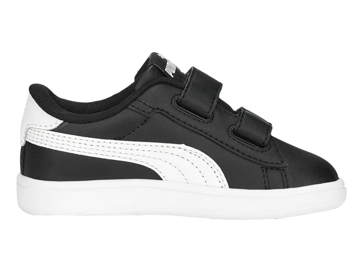 Tenis PUMA Smash 3.0 L V infantiles color negro con suela blanca y cierres de velcro.