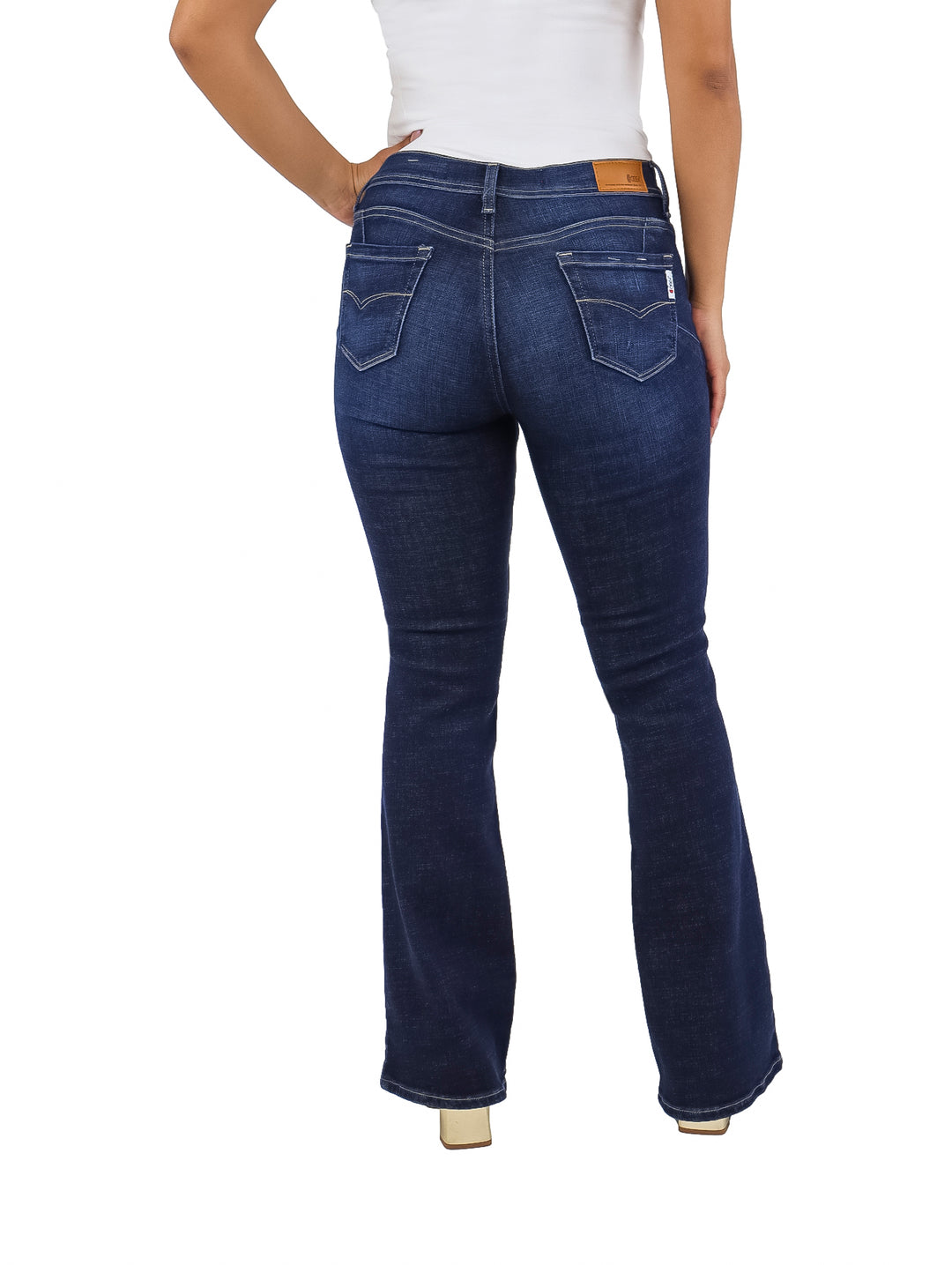 Jeans OGGI Pata de Elefante Color Dark Stone para Mujer