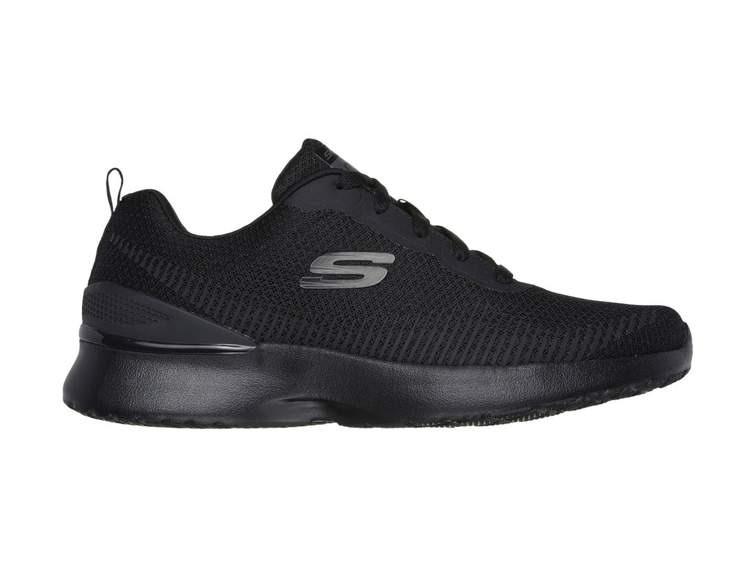 Tenis deportivos Skechers color negro con tejido de malla y suela gruesa.