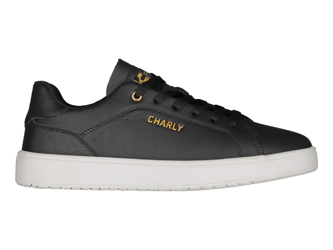 Tenis deportivos Charly en color negro con suela blanca y detalles dorados.