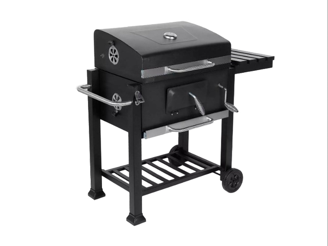 Asador de hierro negro con mesa lateral y ruedas para exterior.