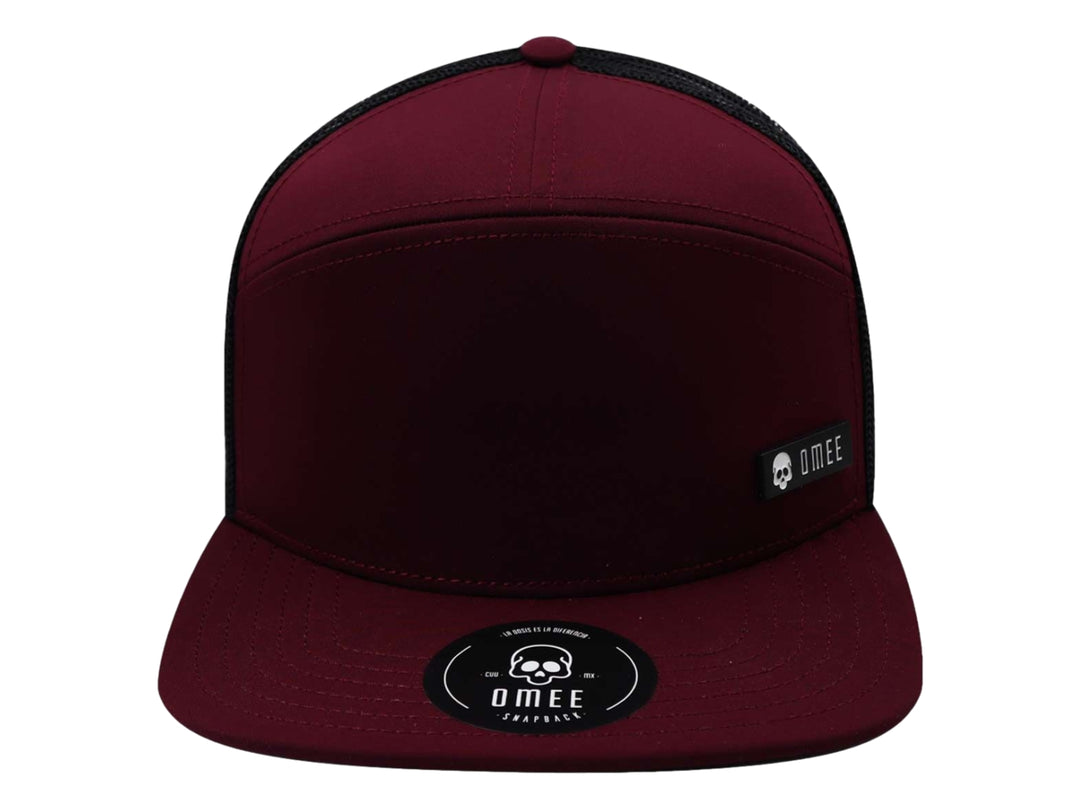 Gorra OMEE Arseni Guinda y Negro para Hombre