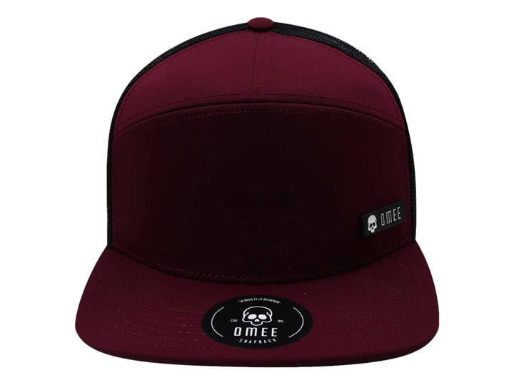 Gorra OMEE Arseni Guinda y Negro para Hombre