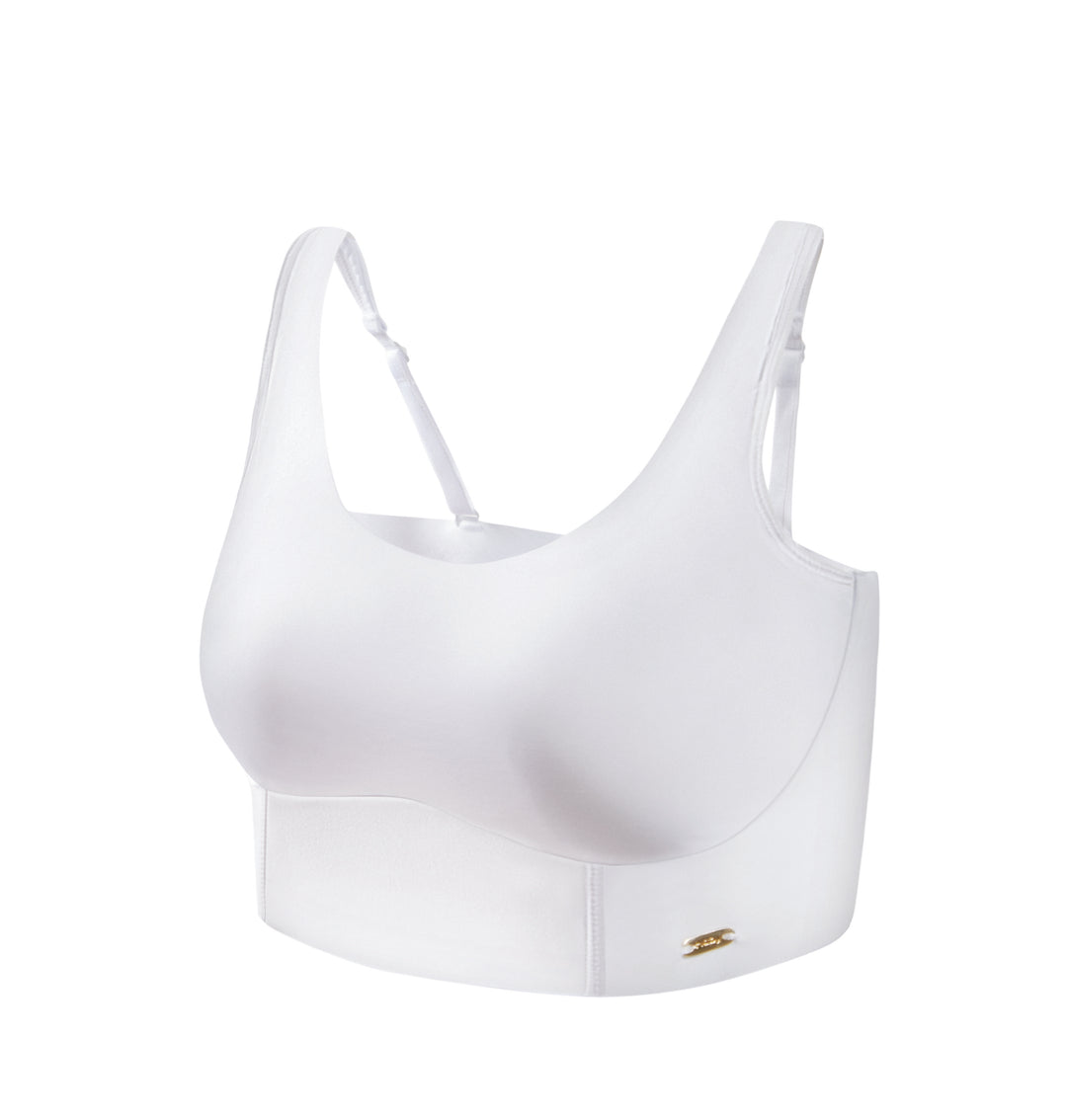 Top de lencería color perla para mujer con tirantes ajustables y diseño sin costuras.