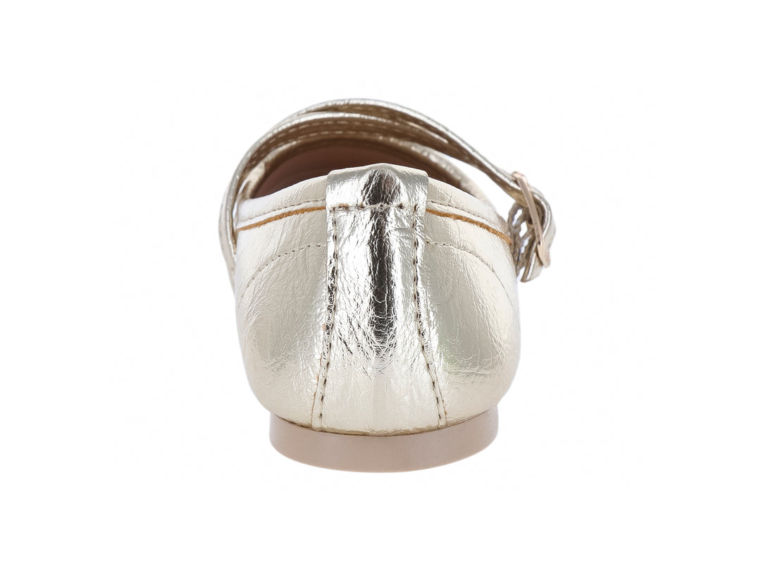 Zapato plano color oro metálico con dos correas y hebillas para niña.