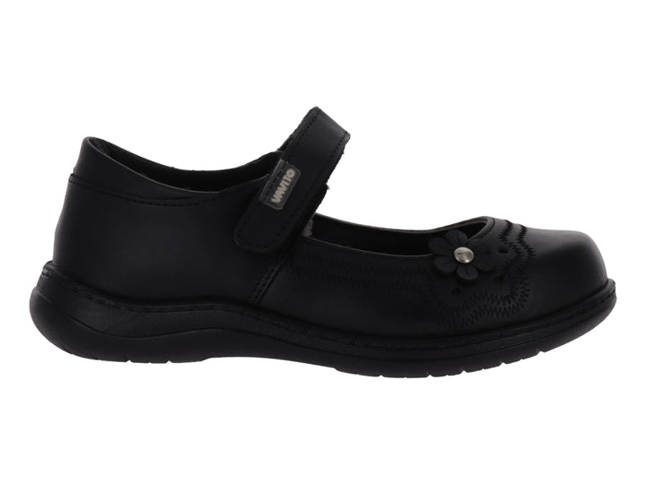 Zapato negro para niña estilo Mary Jane con correa y detalle de flor en la punta.