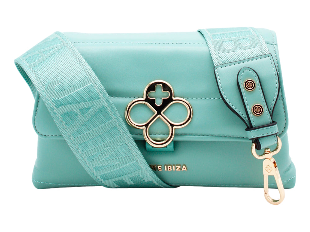 Bolso cross body color aqua de Jaime Ibiza con cadena gruesa a juego y herraje dorado frontal.