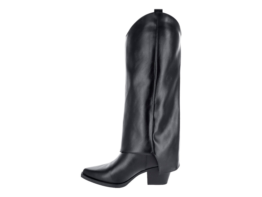 Bota alta de color negro con tacón bajo y estilo western.