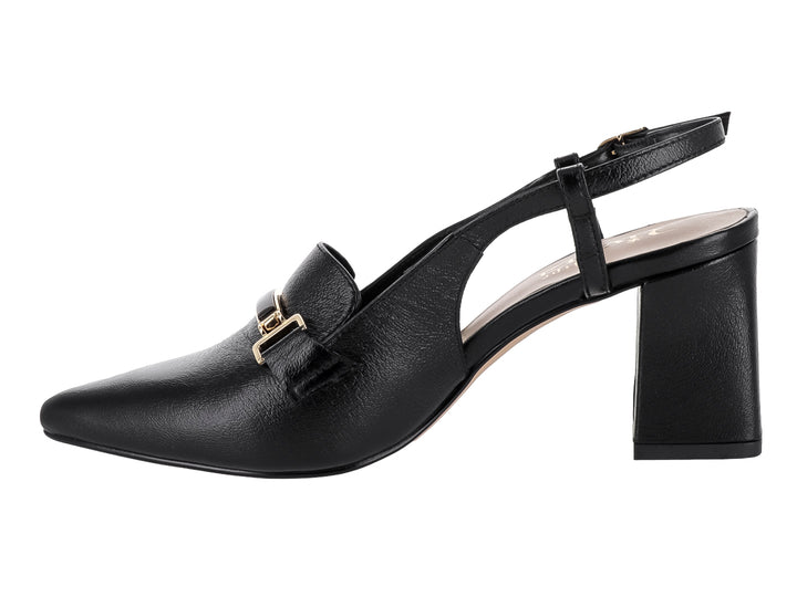 Zapato de tacón cuadrado negro para mujer con punta cerrada, correa al tobillo y detalle metálico dorado.
