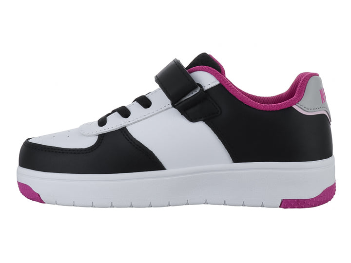 Tenis deportivos K-Swiss infantiles en colores blanco, negro y fucsia con correa de velcro y agujetas.