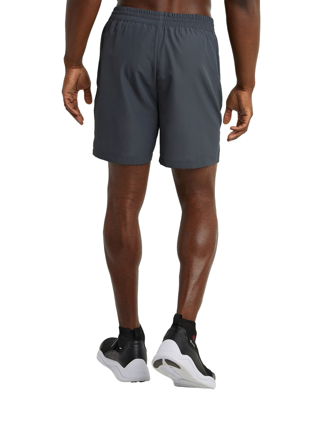 Pantalones cortos deportivos Champion color gris oscuro con cintura elástica.