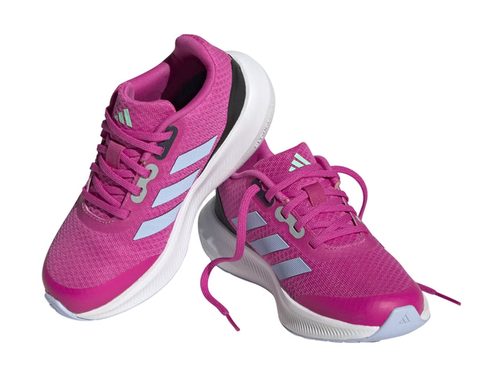 Tenis deportivos Adidas Runfalcon 3 color rosa con suela blanca y detalles en azul claro.