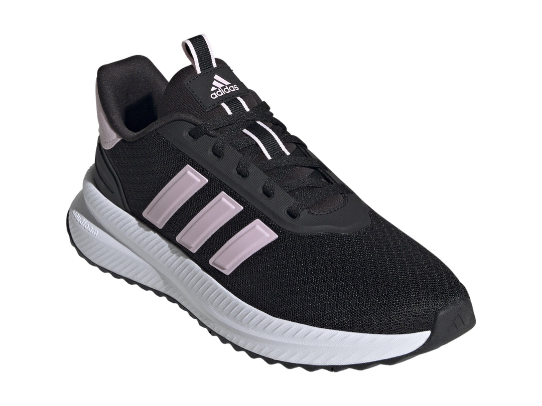 Tenis deportivos Adidas en color negro con franjas y detalles en rosa y suela blanca.