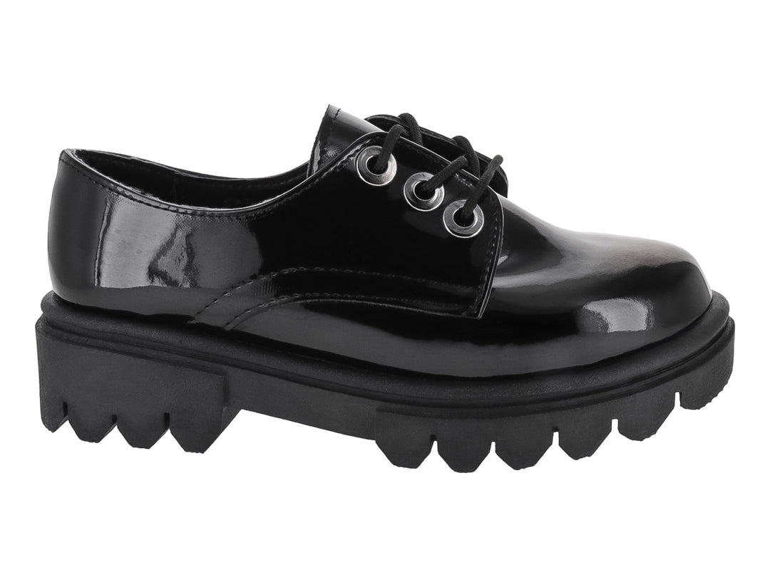 Zapato Oxford de charol negro con suela de plataforma gruesa y dentada para Mujer.