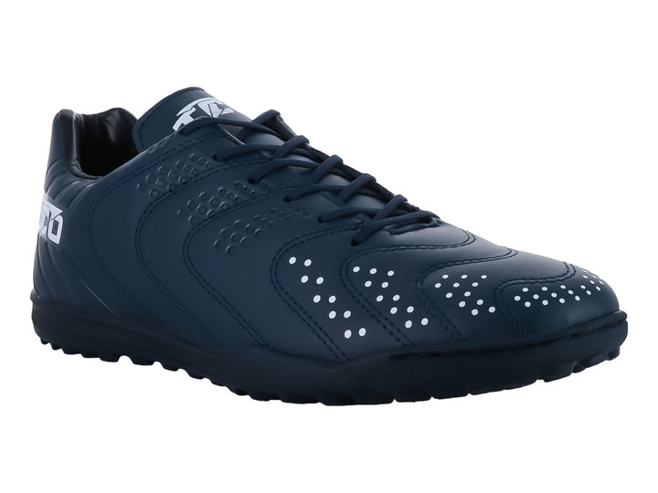 Zapato de fútbol Leon Trucco color azul marino con detalles en blanco y suela para césped sintético.