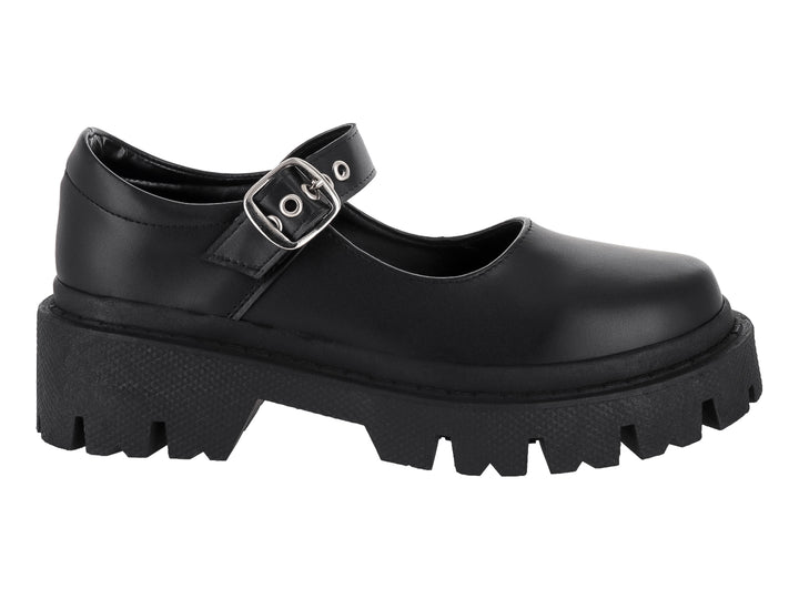 Zapato Mary Jane negro de plataforma con suela track y correa con hebilla plateada.
