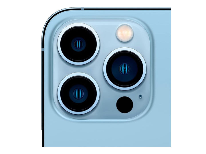 iPhone 13 Pro Max color azul, vista frontal y posterior resaltando la pantalla y el sistema de cámaras.