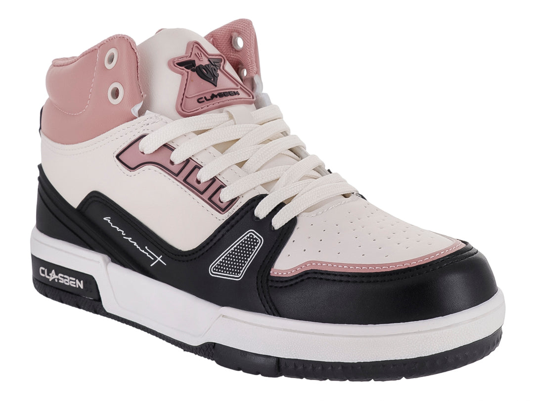 Tenis Clasben modelo Leila en colores latte, blanco y negro con diseño de cuello alto y suela blanca.