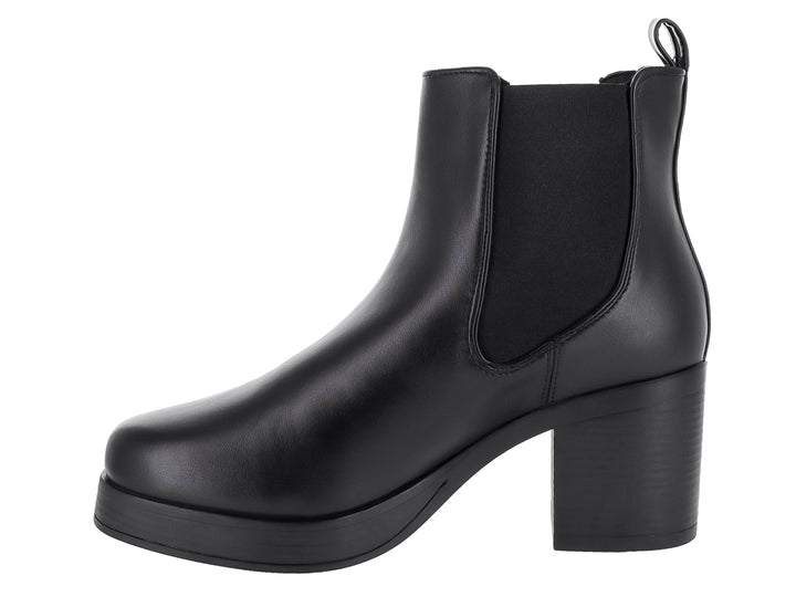 Bota negra de tobillo con tacón cuadrado y plataforma, diseño moderno y elegante.