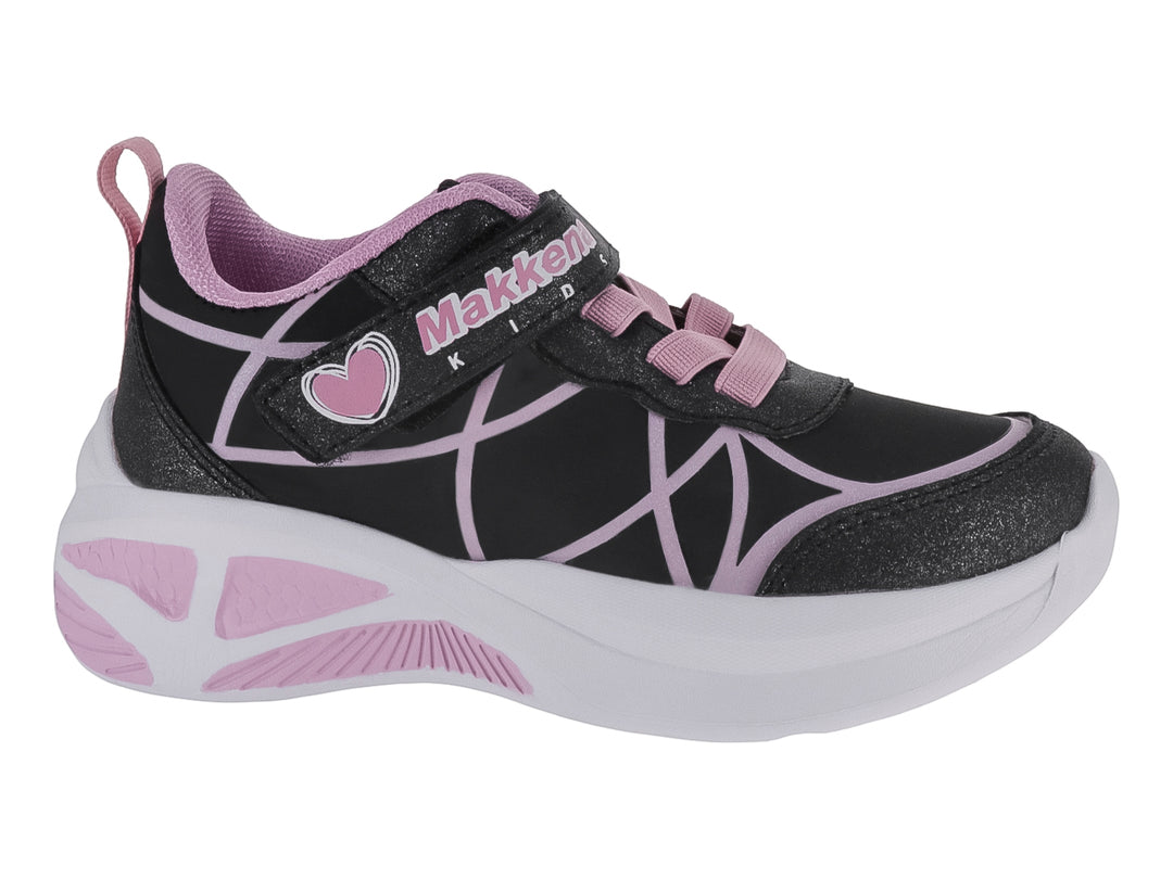 Tenis deportivos para niña color negro con detalles en rosa y suela blanca.