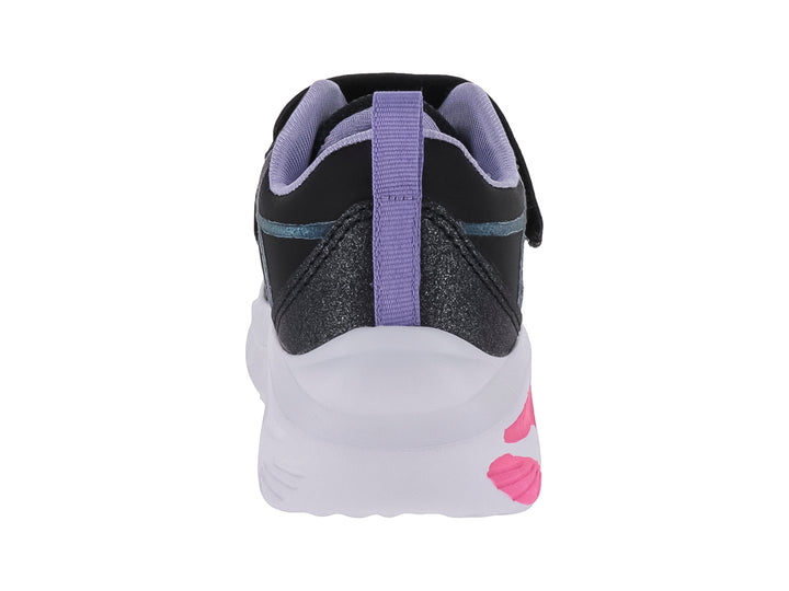 Tenis deportivos para niña en color negro con detalles en rosa y suela blanca.