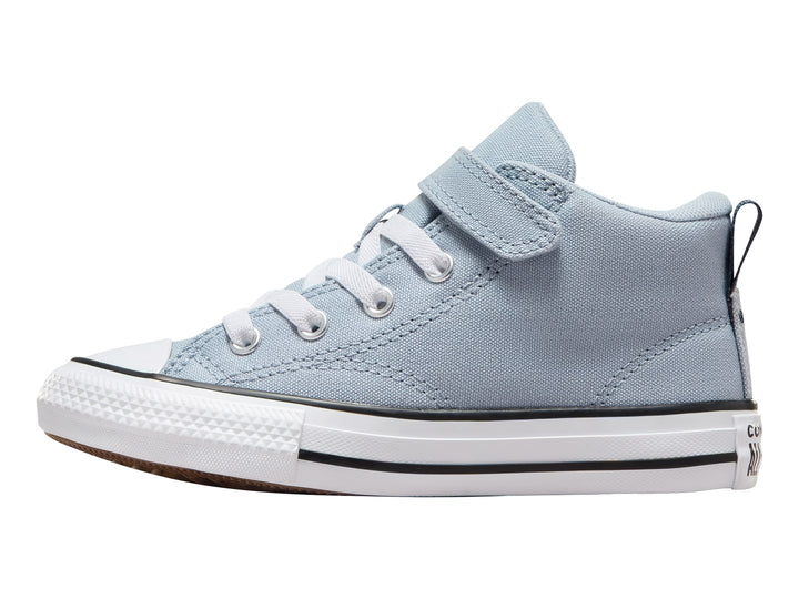 Tenis Converse Chuck Taylor All Star color azul claro con suela blanca y correa de velcro.