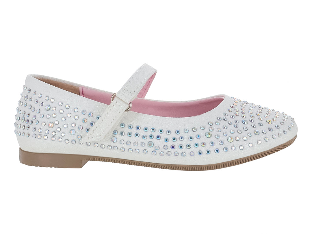 Zapato plano blanco para niña con incrustaciones de brillantes y correa ajustable.